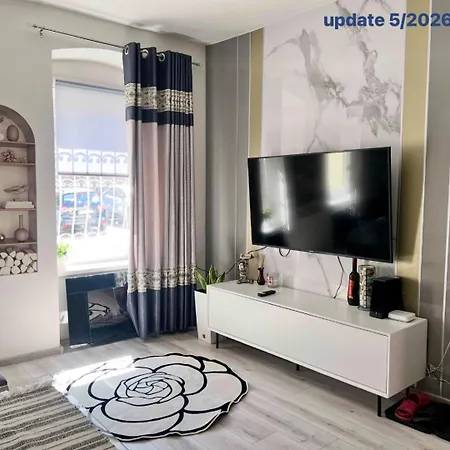 Tiffany's House Apartment *
